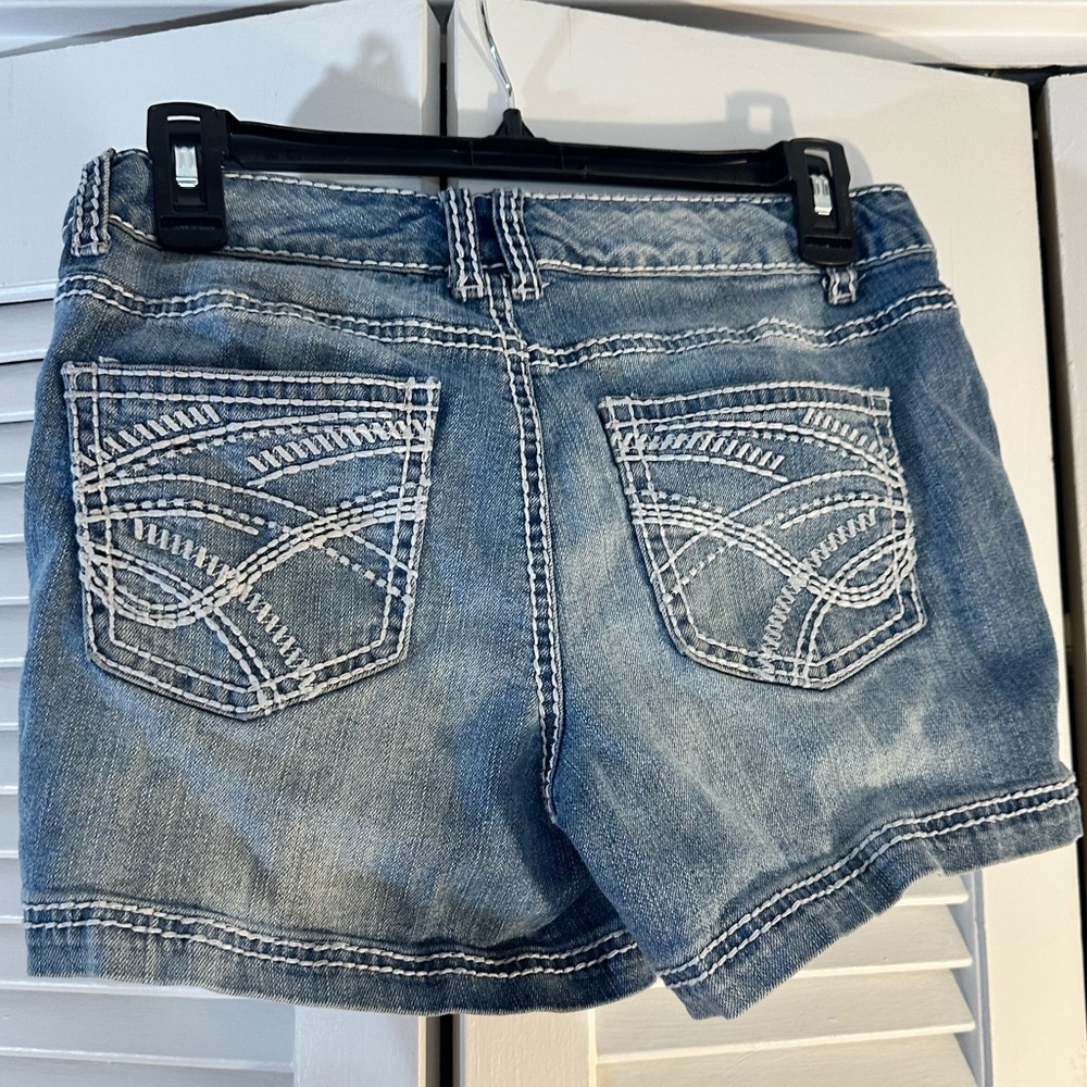 Maurices Distressed Denim Jean Shorts - Picture 3 of 4